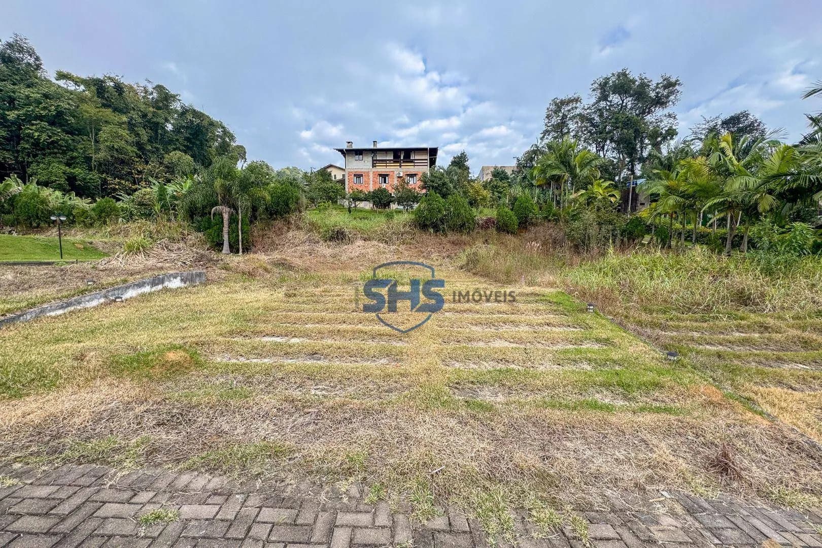 Terreno à venda, 217 m por R$ 190.000,00 - Água Verde - Blumenau/SC - foto 1