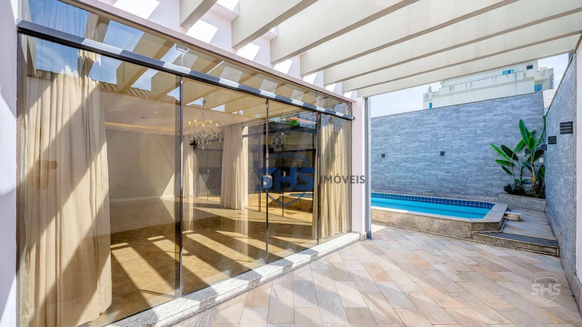Casa com 4 dormitórios à venda, 310 m por R$ 1.620.000,00 - Velha - Blumenau/SC