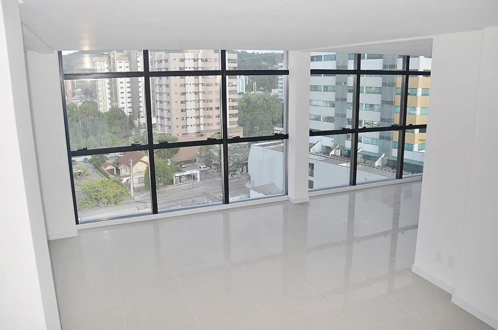 Sala à venda, 50 m por R$ 555.000,00 - Centro - Blumenau/SC