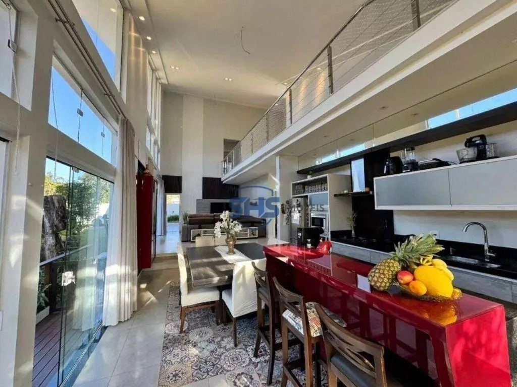 Casa com 3 dormitórios para alugar, 290 m por R$ 11.100,00/mês - Badenfurt - Blumenau/SC