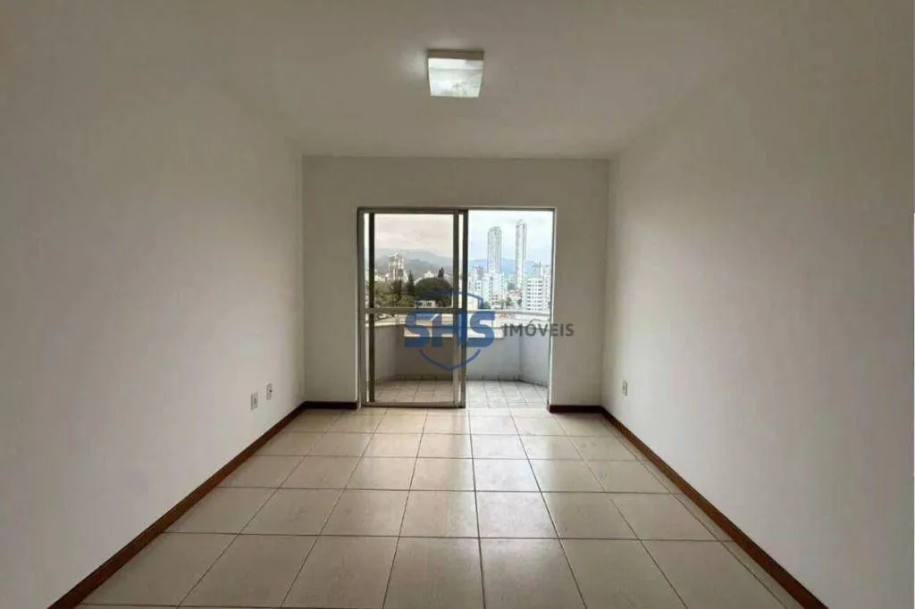 Apartamento com 2 dormitórios para alugar, 74 m por R$ 3.250,00/mês - Victor Konder - Blumenau/SC