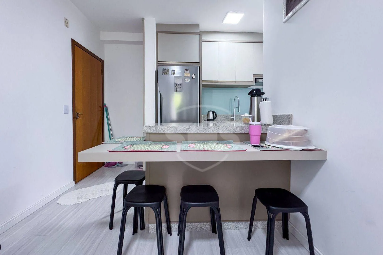 Apartamento com 2 dormitórios à venda, 51 m por R$ 290.000,00 - Itoupavazinha - Blumenau/SC