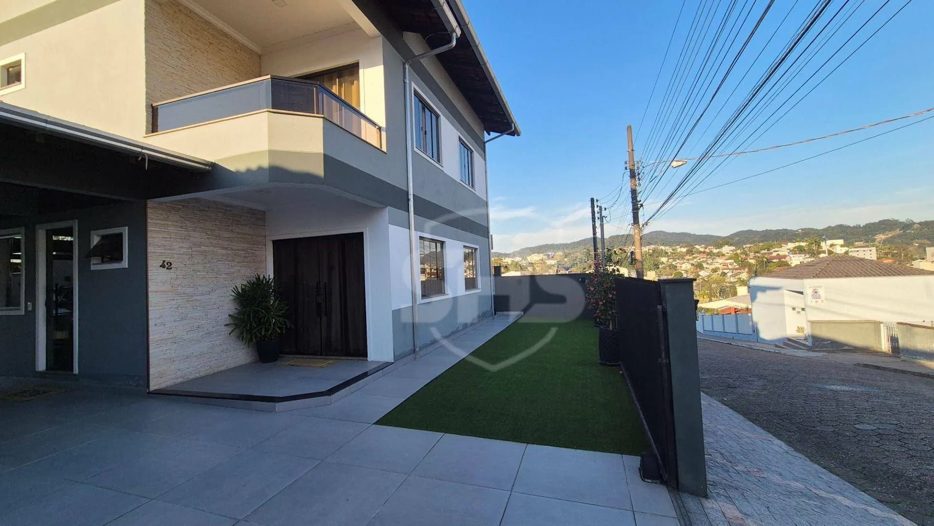 Casa com 3 dormitórios à venda, 338 m por R$ 1.280.000,00 - Fortaleza - Blumenau/SC