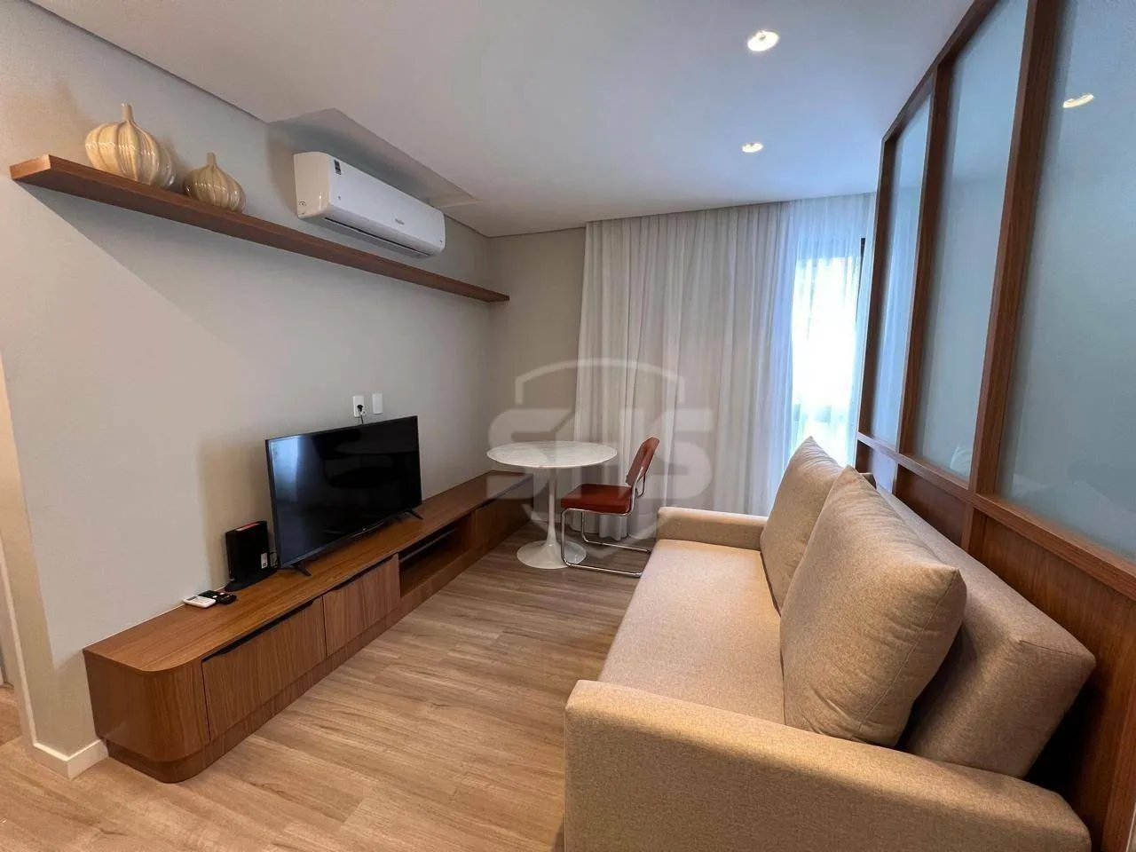 Apartamento com 1 dormitório à venda, 28 m por R$ 375.000,00 - Centro - Blumenau/SC - foto 1