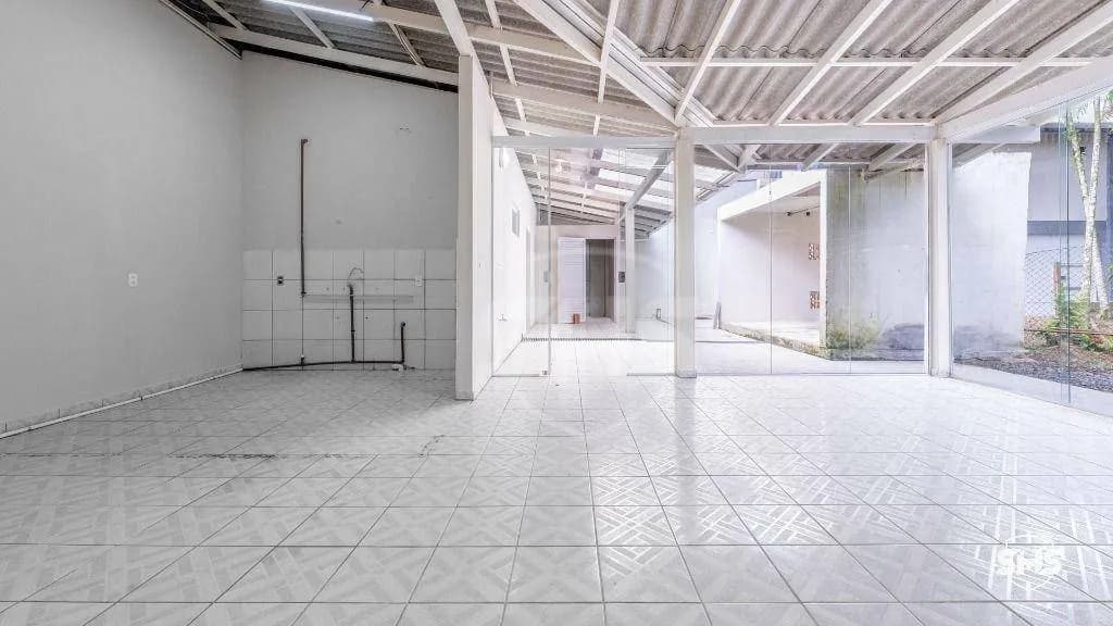 Galpão para alugar, 550 m por R$ 10.255,04/mês - Velha - Blumenau/SC