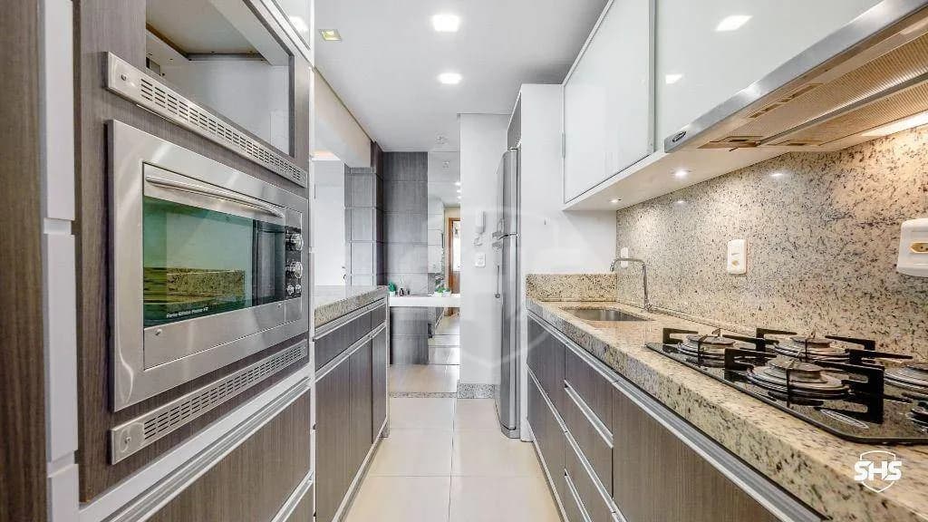 Apartamento com 2 dormitórios para alugar, 77 m por R$ 4.494,50/mês - Vila Nova - Blumenau/SC - foto 1
