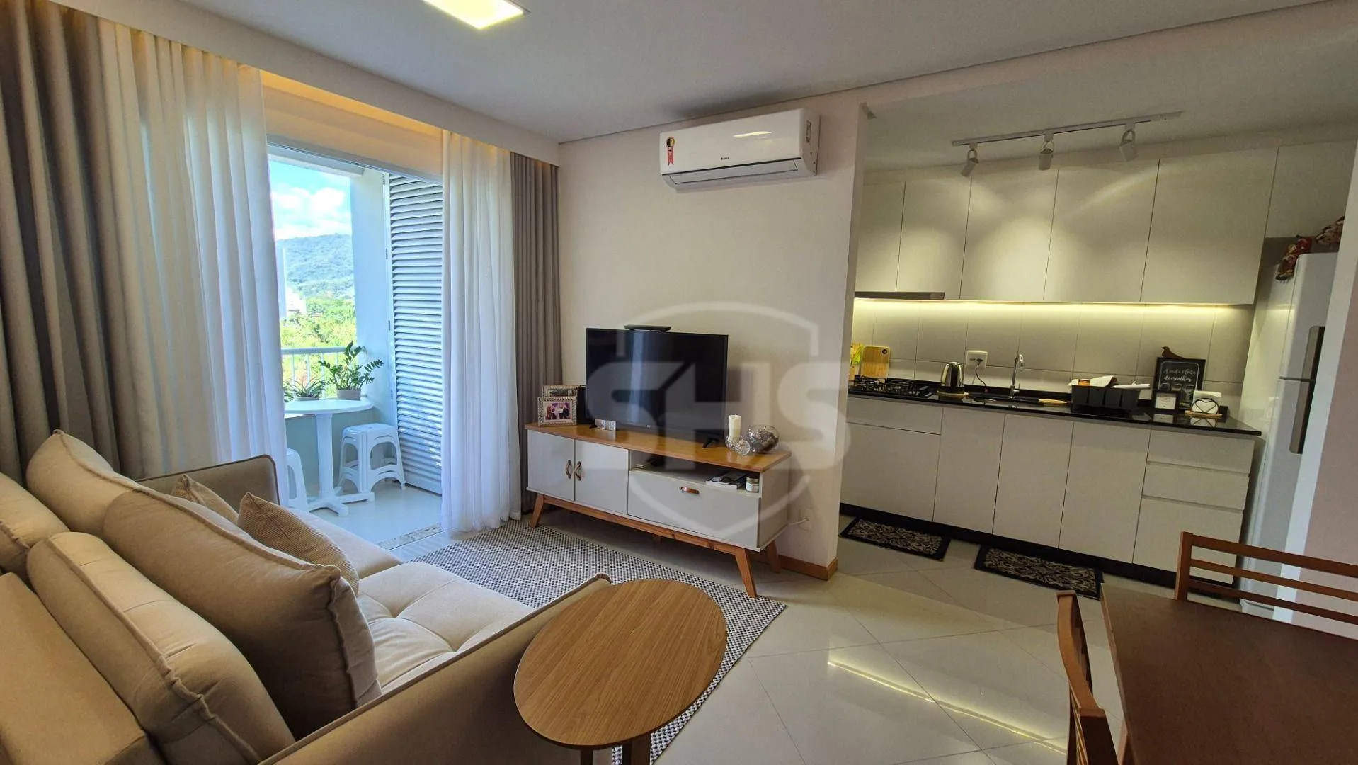 Apartamento com 2 dormitórios à venda, 57 m por R$ 420.000,00 - Garcia - Blumenau/SC - foto 1