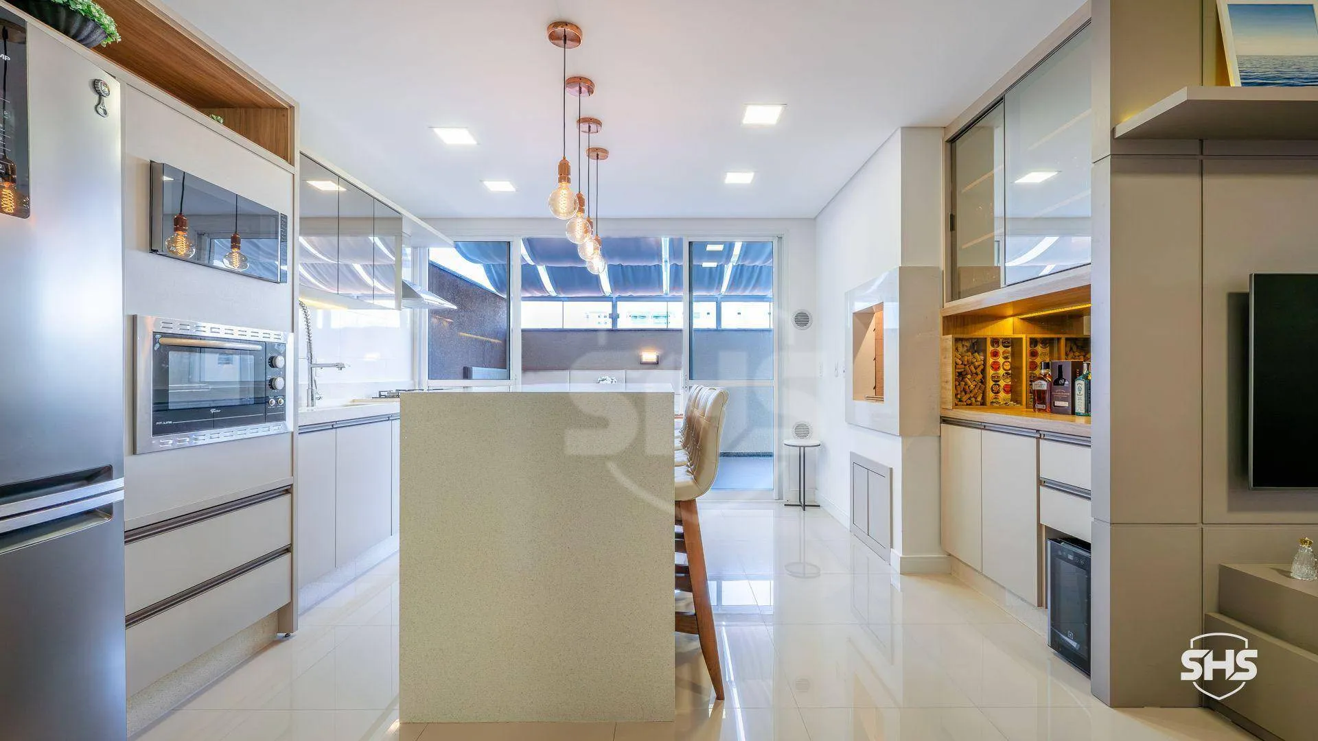Apartamento com 2 dormitórios à venda, 140 m por R$ 950.000,00 - Gravatá - Navegantes/SC