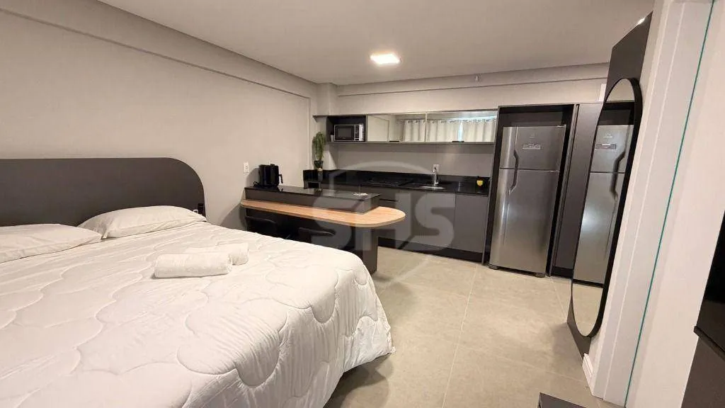 Apartamento com 1 dormitório para alugar, 28 m por R$ 2.285,00/mês - Velha - Blumenau/SC
