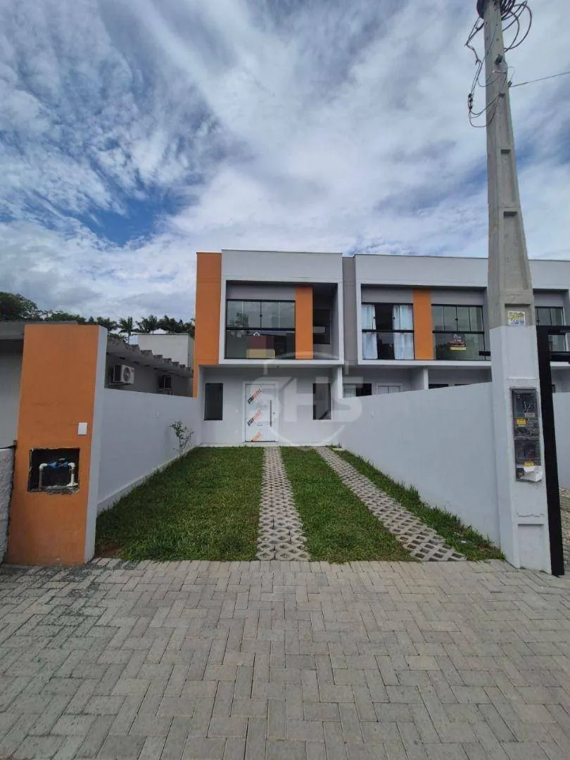 Sobrado Novo 3 Quartos a 5 Minutos da Vila Germânica
