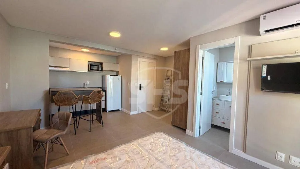 Apartamento com 1 dormitório para alugar, 25 m por R$ 2.800,00/mês - Velha - Blumenau/SC