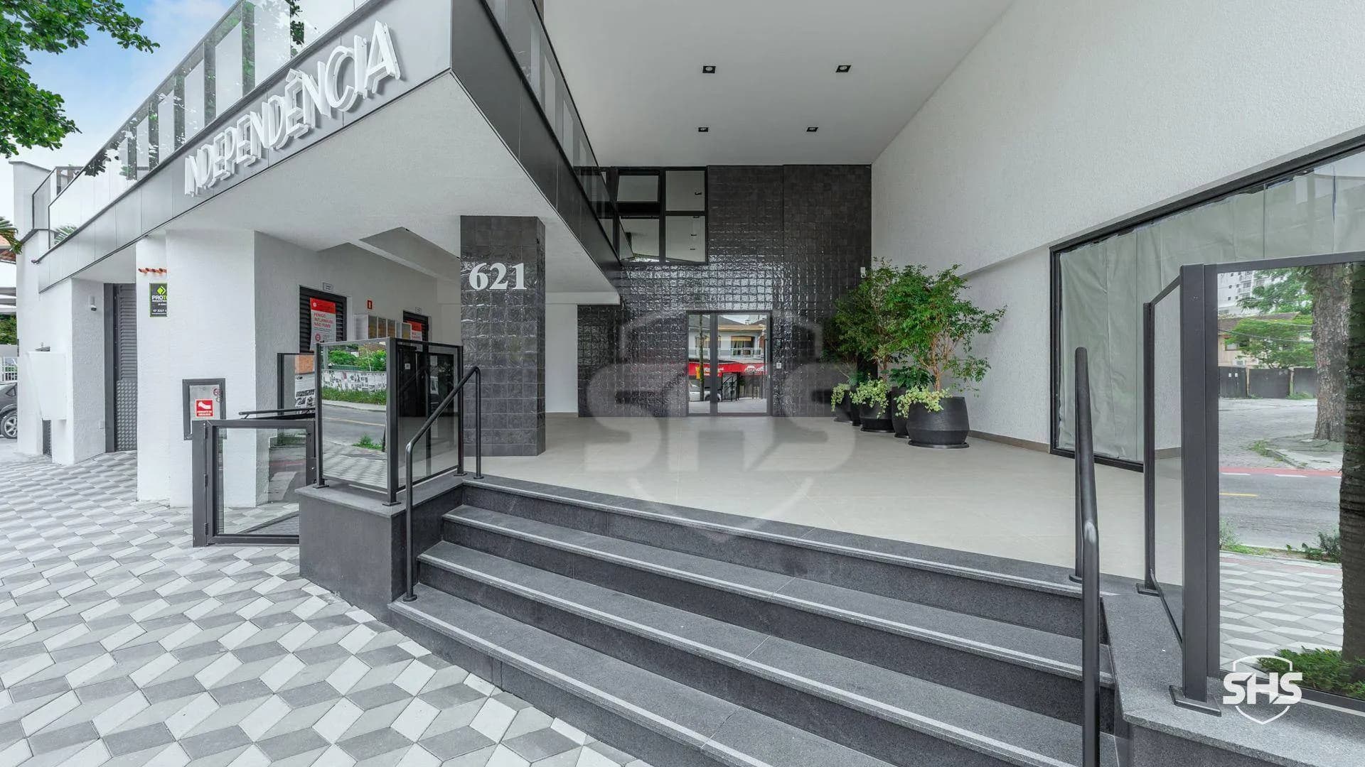Apartamento com 2 SUITES, POSSIBILIDADE DE PARCELAMENTO DIRETO, à venda, 83 m por R$ 824.000 - Vila Nova - Blumenau/SC