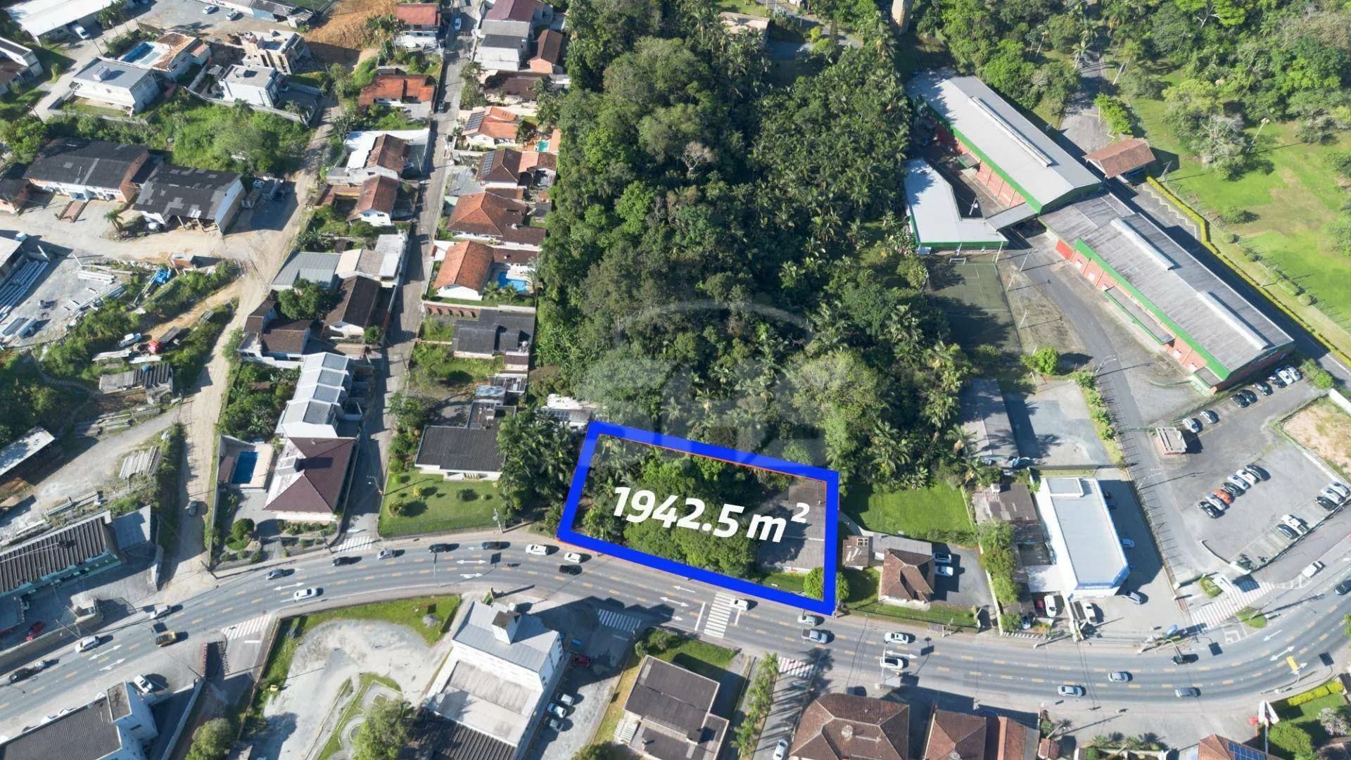 Terreno à venda, 1942 m por R$ 2.900.000,00 - Água Verde - Blumenau/SC