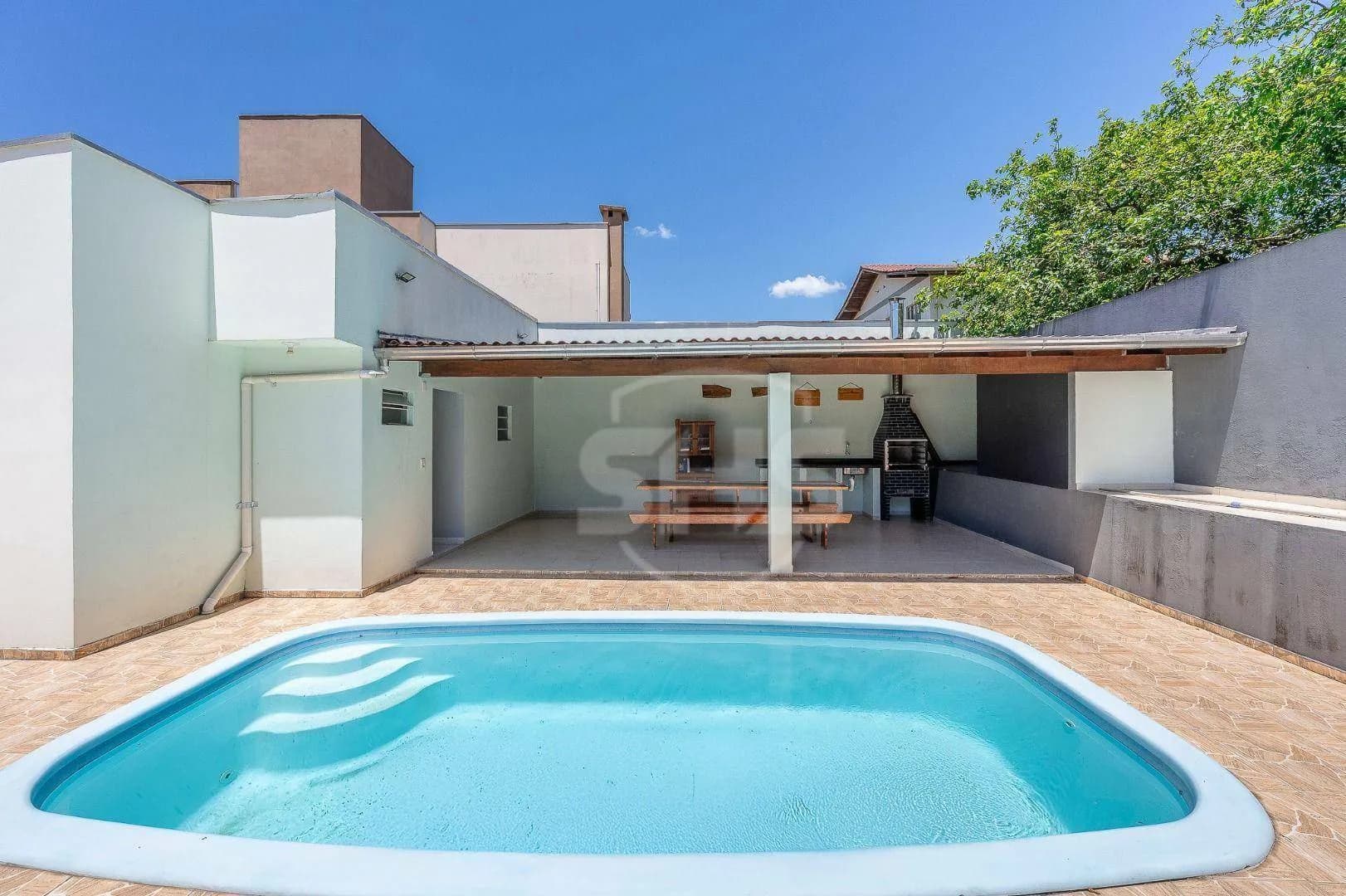 Casa com 4 dormitórios à venda, 164 m por R$ 739.000,00 - Água Verde - Blumenau/SC