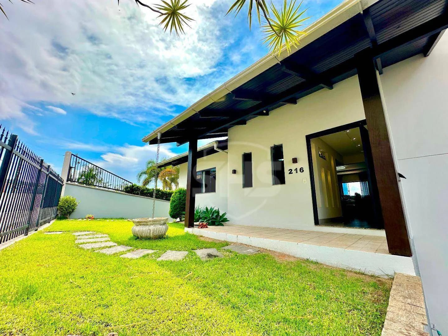 Casa com 3 dormitórios à venda, 225 m por R$ 1.100.000,00 - Escola Agrícola - Blumenau/SC