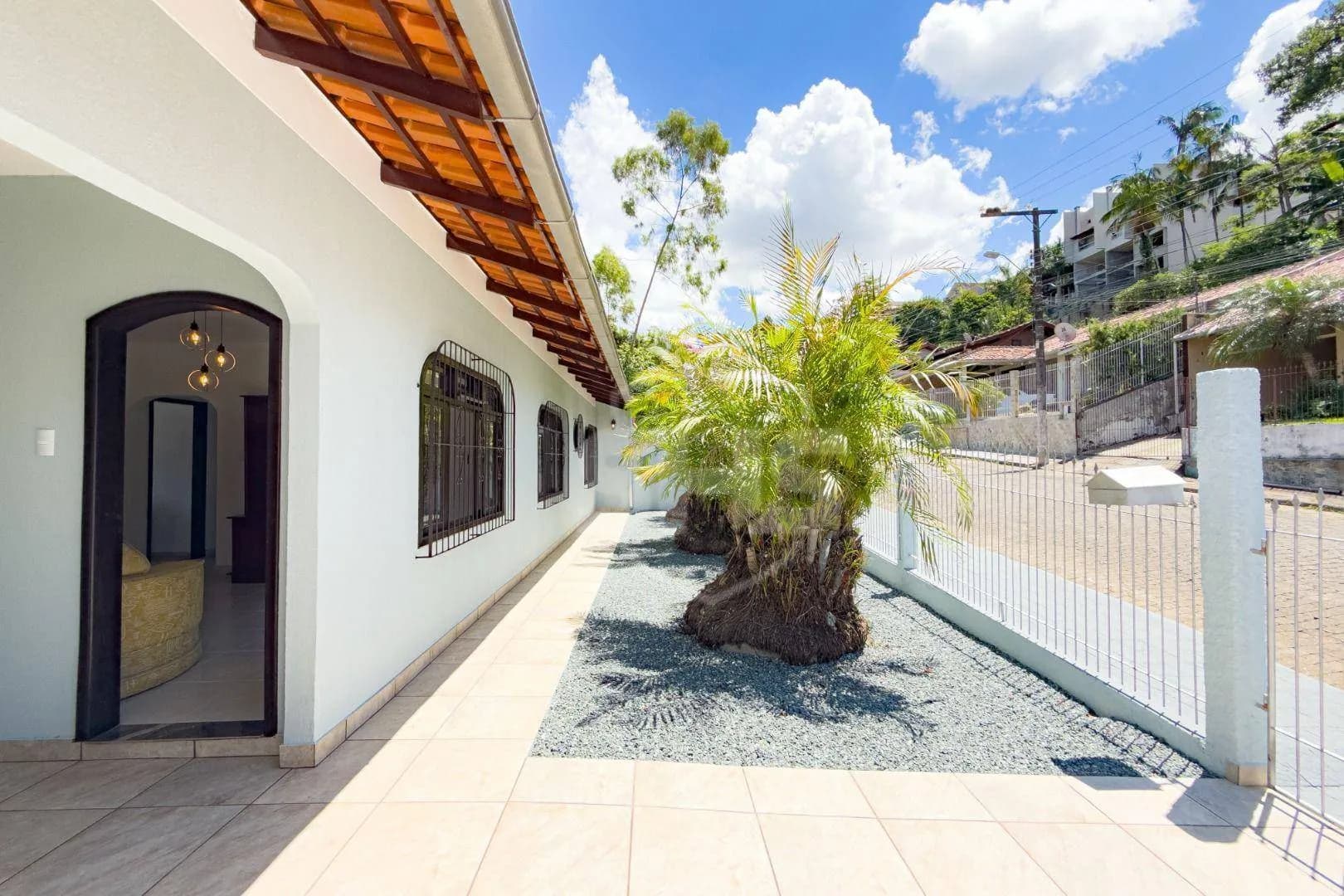 Casa com 3 dormitórios à venda, 180 m por R$ 750.000,00 - Fortaleza - Blumenau/SC