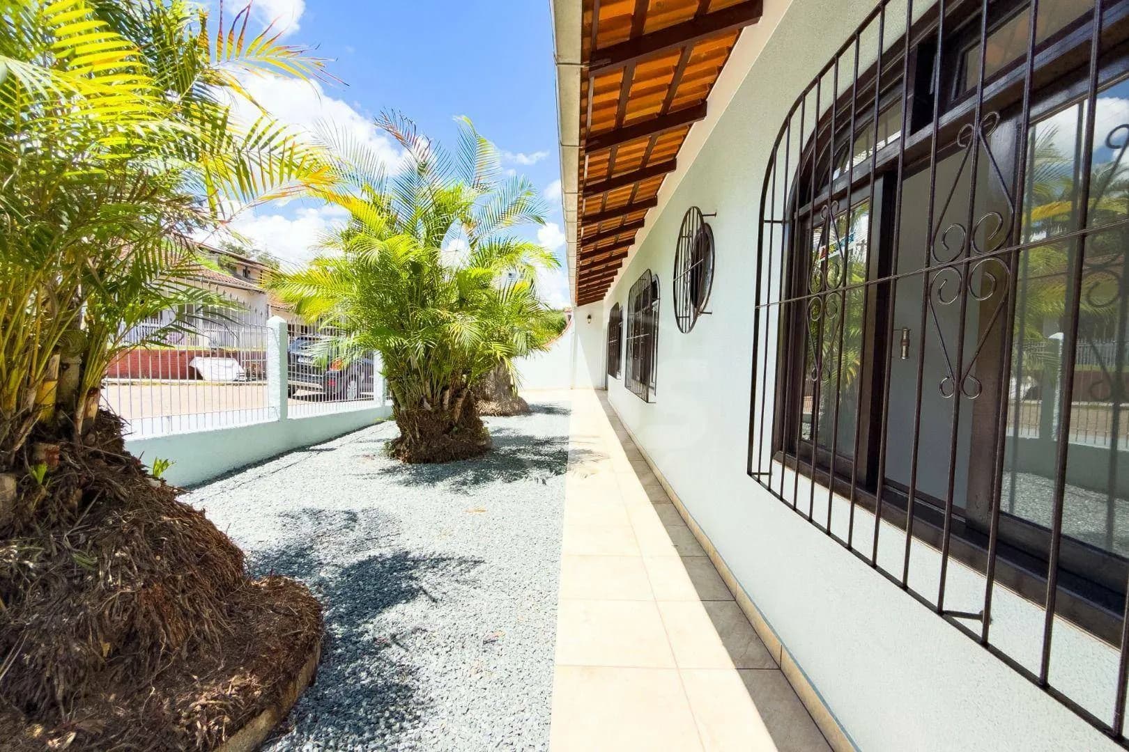Casa com 3 dormitórios à venda, 180 m por R$ 750.000,00 - Fortaleza - Blumenau/SC