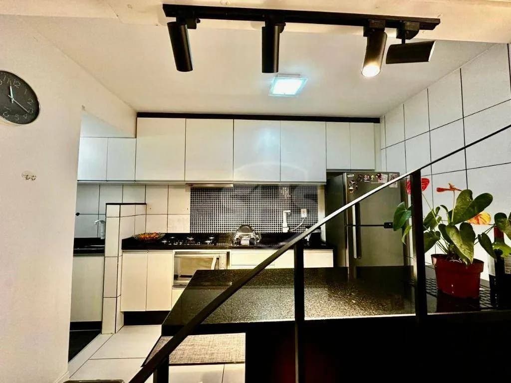 Apartamento com 2 dormitórios para alugar, 66 m por R$ 4.627,00/mês - Ponta Aguda - Blumenau/SC