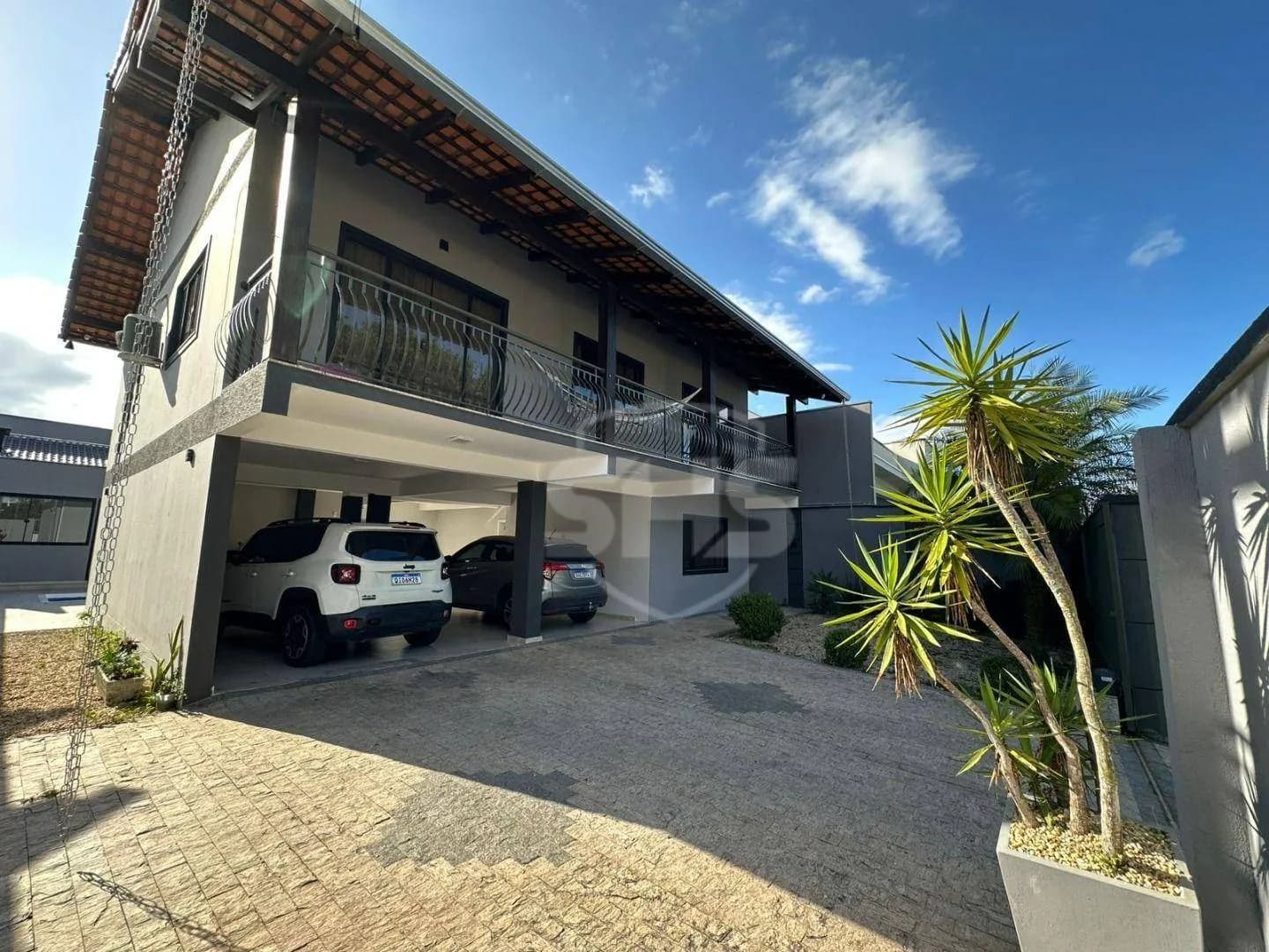 Casa com 3 dormitórios à venda, 382 m por R$ 1.099.000,00 - Bela Vista - Gaspar/SC
