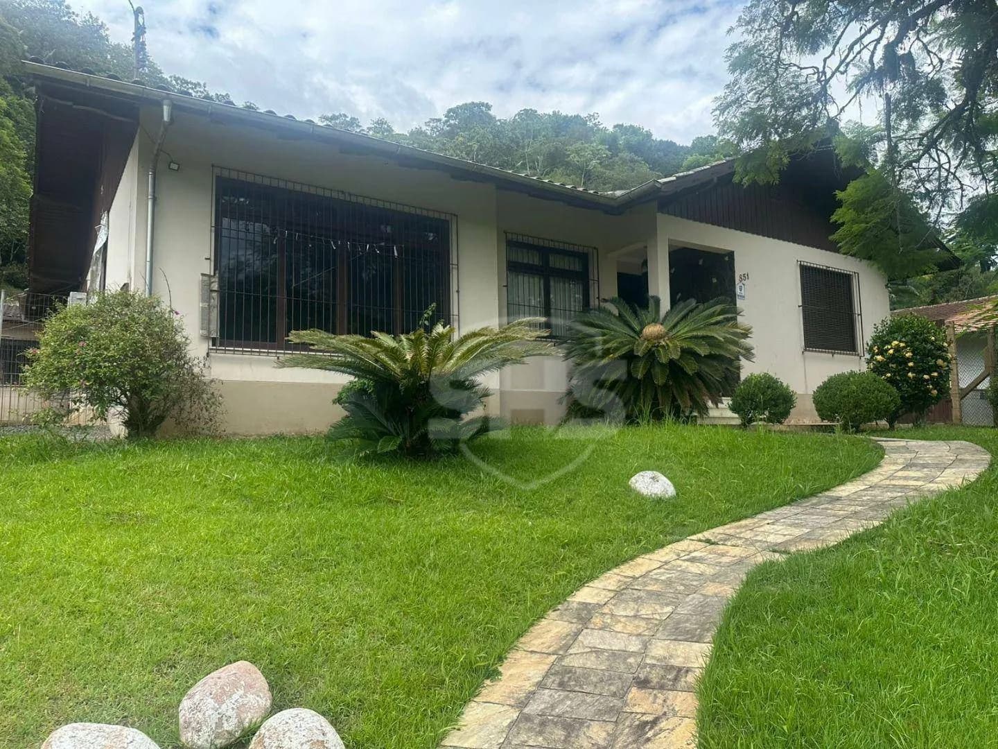 Casa com 3 dormitórios à venda, 219 m por R$ 1.571.000,00 - Centro - Blumenau/SC