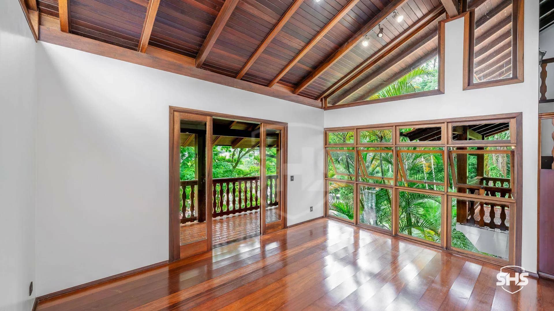Casa com 3 dormitórios à venda, 312 m por R$ 2.400.000,00 - Velha - Blumenau/SC