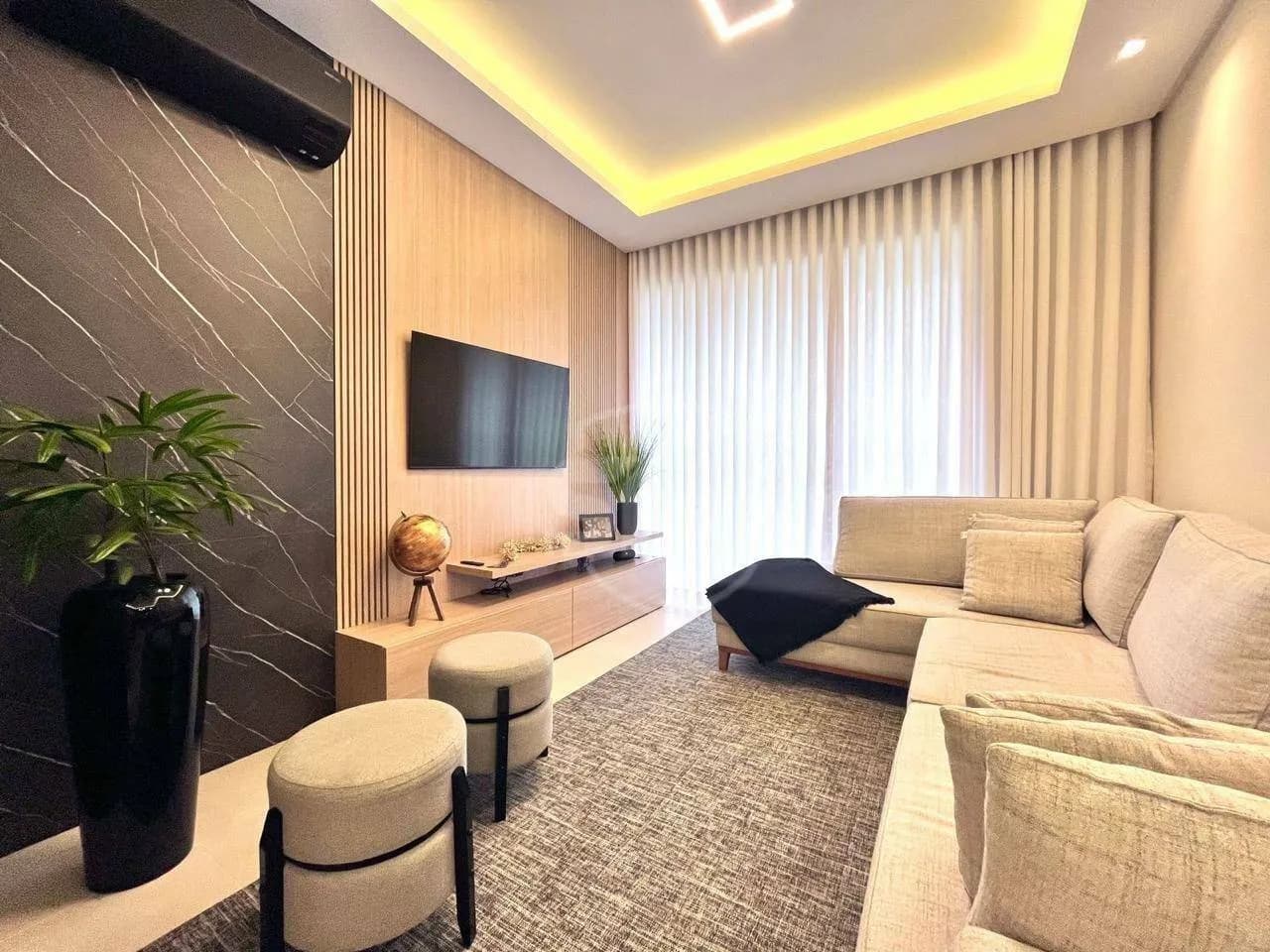 Apartamento com 3 dormitórios à venda, 127 m por R$ 2.700.000,00 - Meia Praia - Itapema/SC