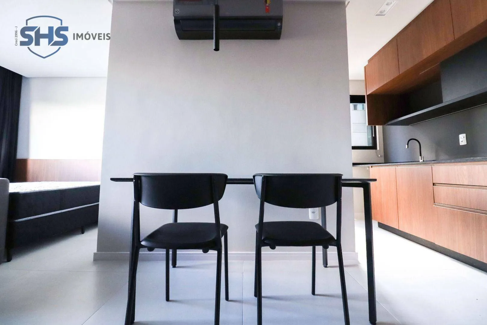 Apartamento com 1 dormitório para alugar, 35 m por R$ 2.760,00/mês - Ponta Aguda - Blumenau/SC