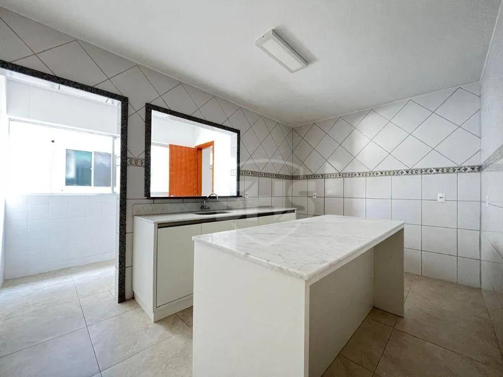 Apartamento com 3 dormitórios para alugar, 110 m por R$ 2.474,00/mês - Velha - Blumenau/SC - foto 1