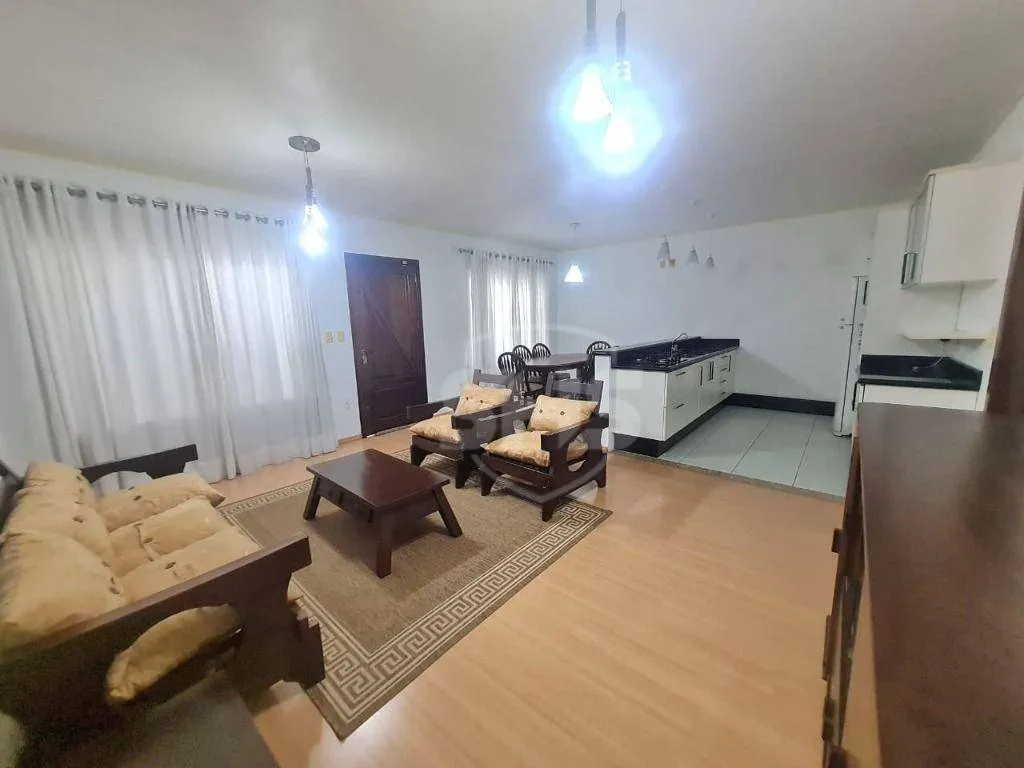 Casa com 3 dormitórios para alugar, 200 m por R$ 5.273,00/mês - Velha - Blumenau/SC