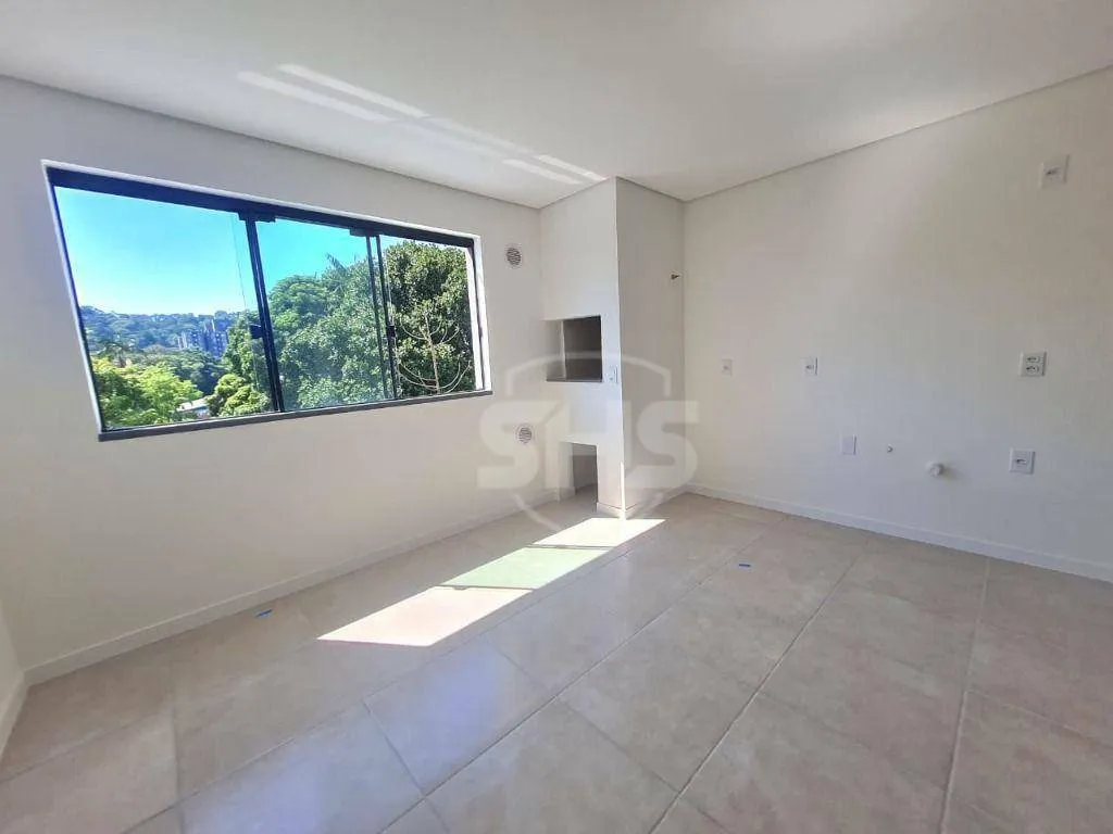 Apartamento com 2 dormitórios para alugar, 54 m por R$ 2.760,00/mês - Água Verde - Blumenau/SC - foto 1