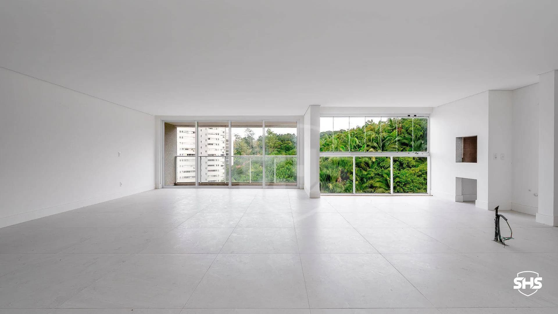 Apartamento com 4 dormitórios à venda, 245 m por R$ 2.380.000,00 - Bom Retiro - Blumenau/SC