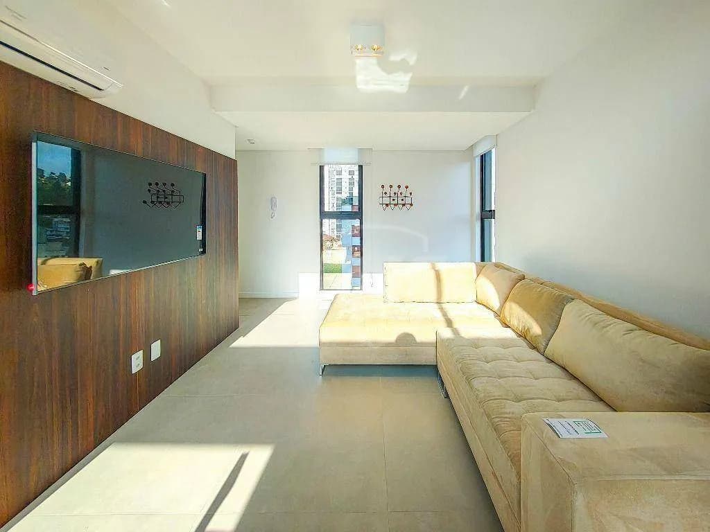 Apartamento com 1 dormitório para alugar, 51 m por R$ 4.220,00/mês - Vila Nova - Blumenau/SC