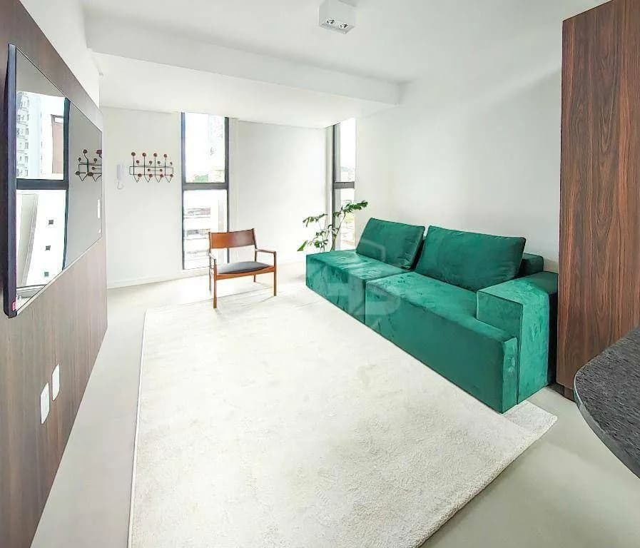 Apartamento com 1 dormitório para alugar, 49 m por R$ 4.220,00/mês - Vila Nova - Blumenau/SC