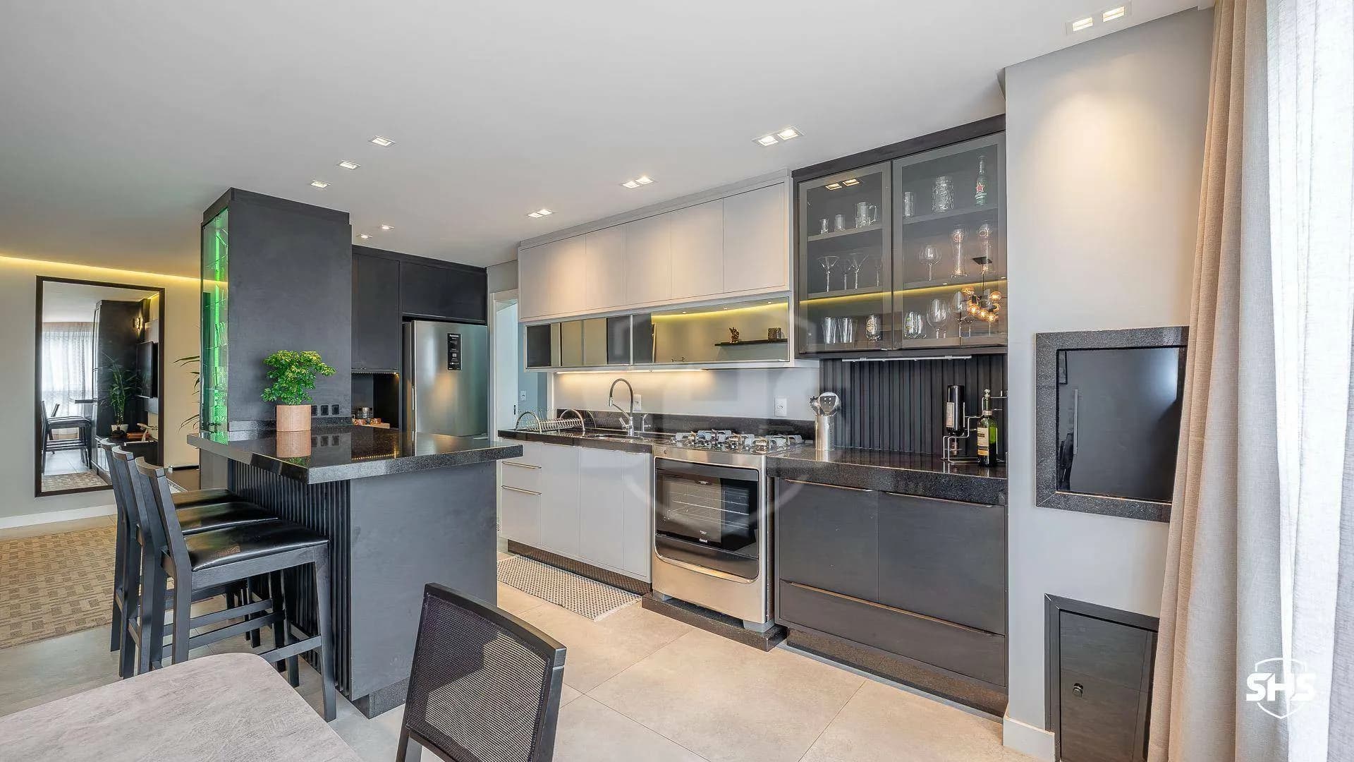 Apartamento com 3 dormitórios à venda, 107 m por R$ 990.000,00 - Escola Agrícola - Blumenau/SC