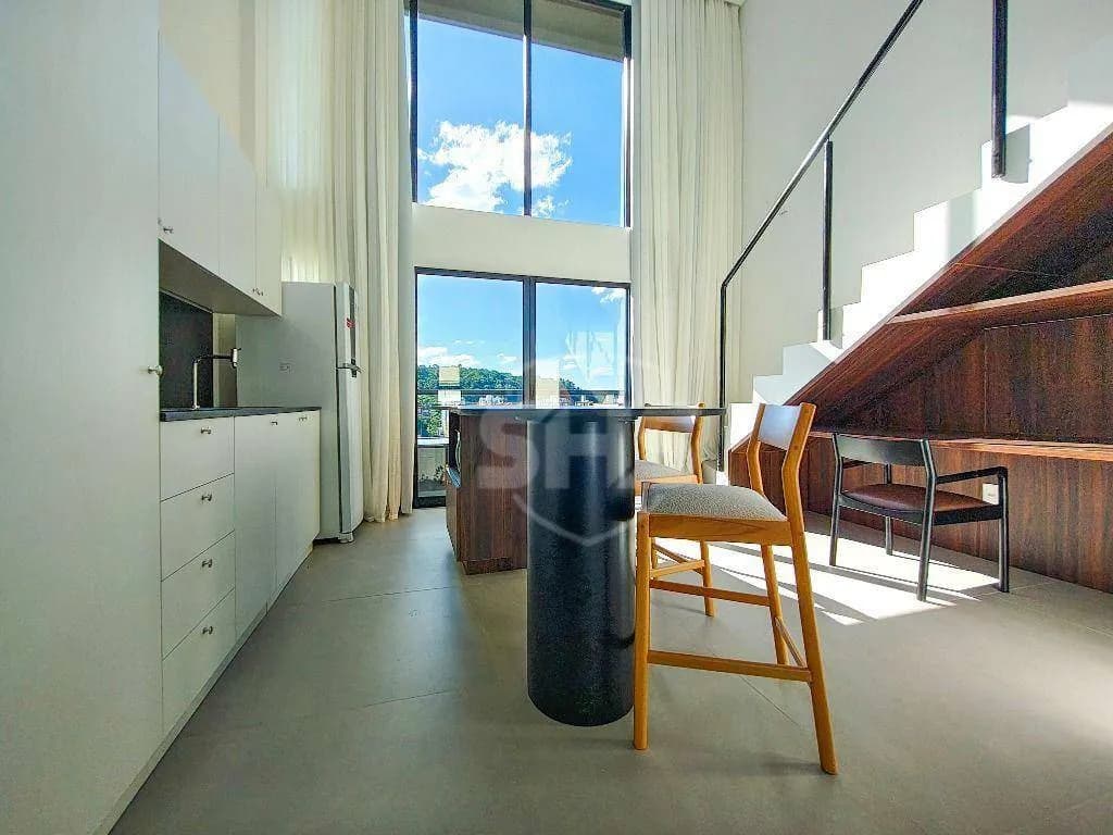 Apartamento com 1 dormitório para alugar, 53 m por R$ 4.210,00/mês - Vila Nova - Blumenau/SC