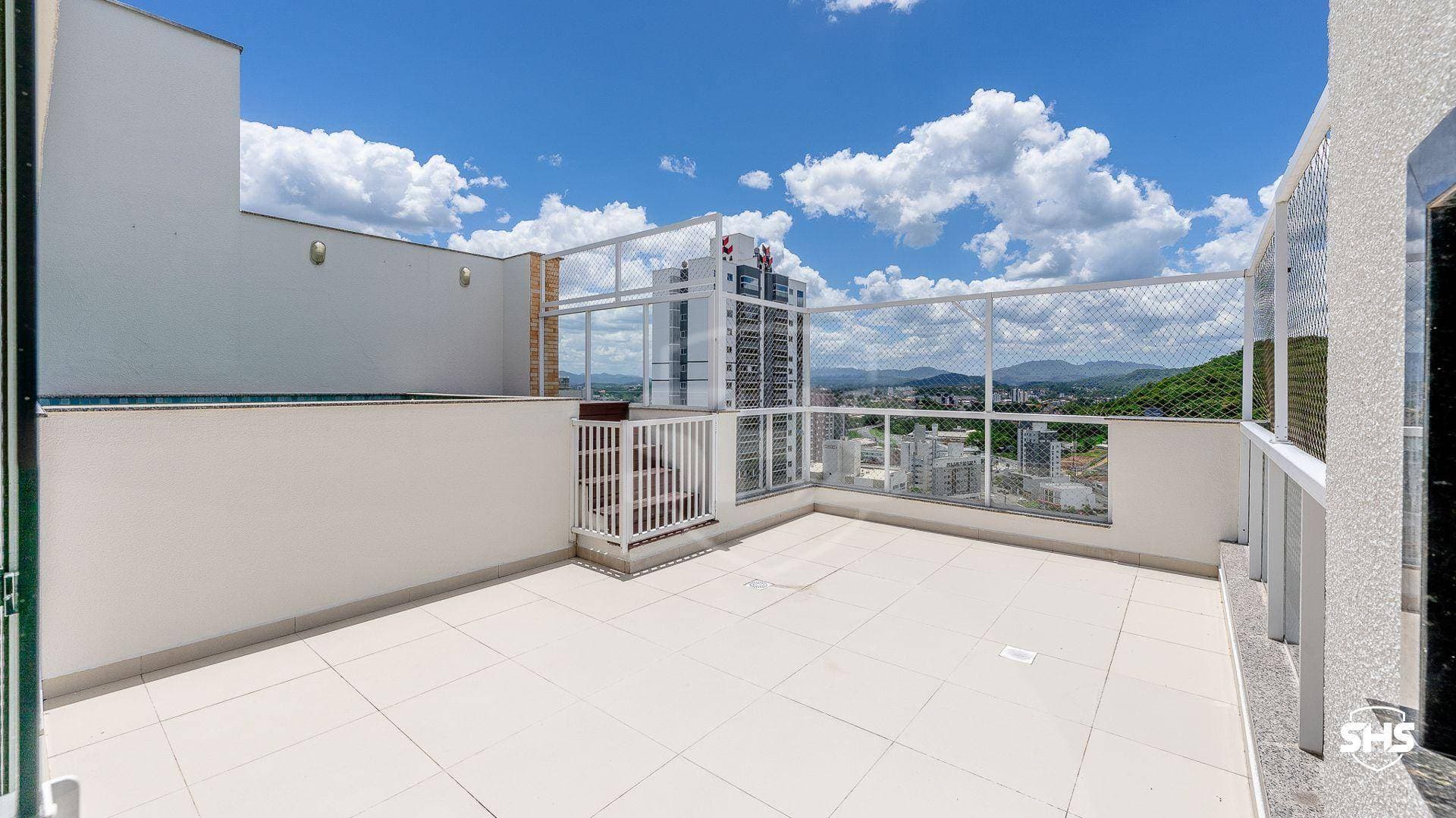Cobertura com 3 dormitórios à venda, 231 m por R$ 2.780.000,00 - Itoupava Seca - Blumenau/SC