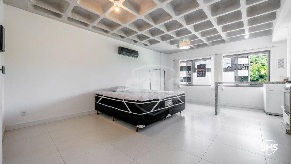 Apartamento com 1 dormitório para alugar, 40 m por R$ 2.160,00/mês - Victor Konder - Blumenau/SC