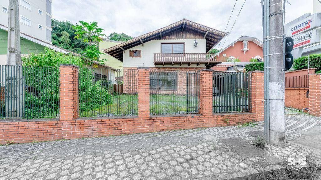 Casa com 5 dormitórios para alugar, 400 m por R$ 9.182,00/mês - Ponta Aguda - Blumenau/SC - foto 1