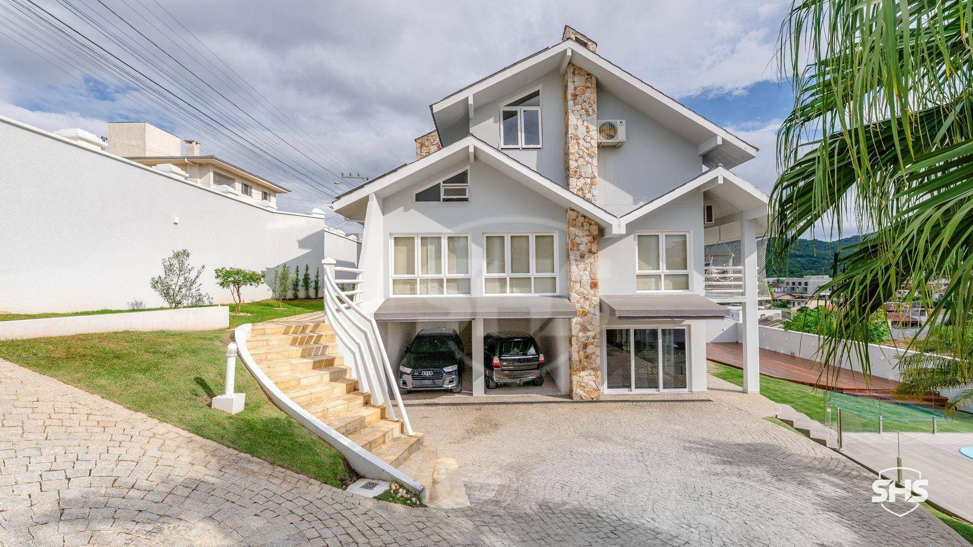Casa com 3 dormitórios à venda, 379 m por R$ 3.490.000,00 - Velha - Blumenau/SC - foto 1