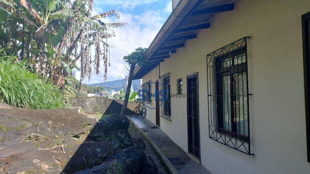 Apartamento com 1 dormitório para alugar, 50 m por R$ 1.091,00/mês - Itoupava Seca - Blumenau/SC