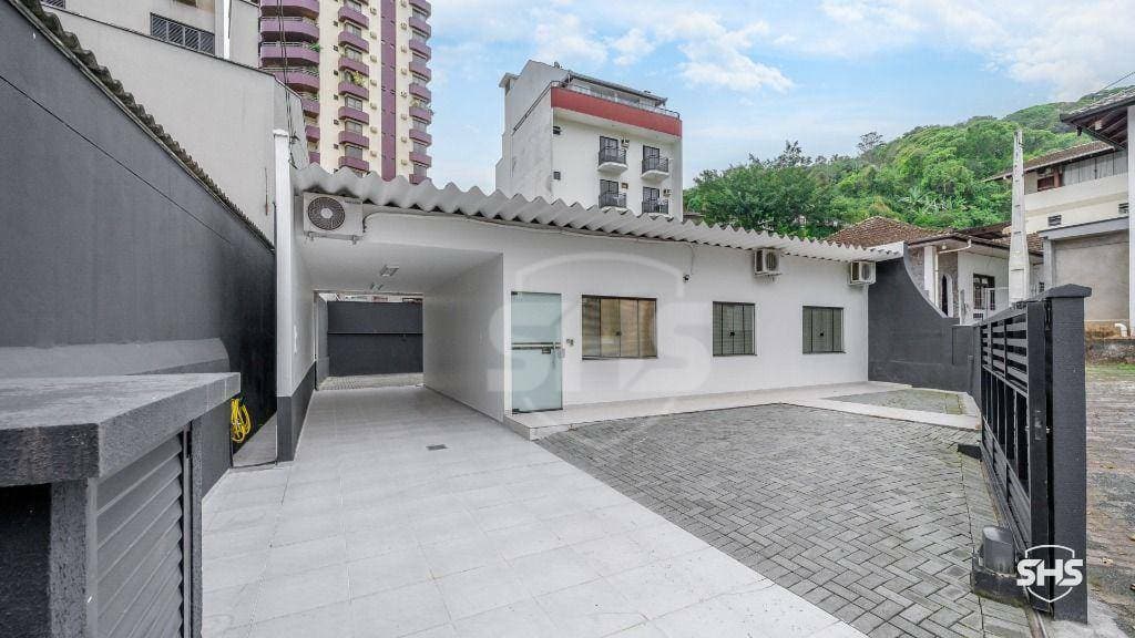 Casa com 4 dormitórios para alugar, 130 m por R$ 4.113,00/mês - Ponta Aguda - Blumenau/SC - foto 1