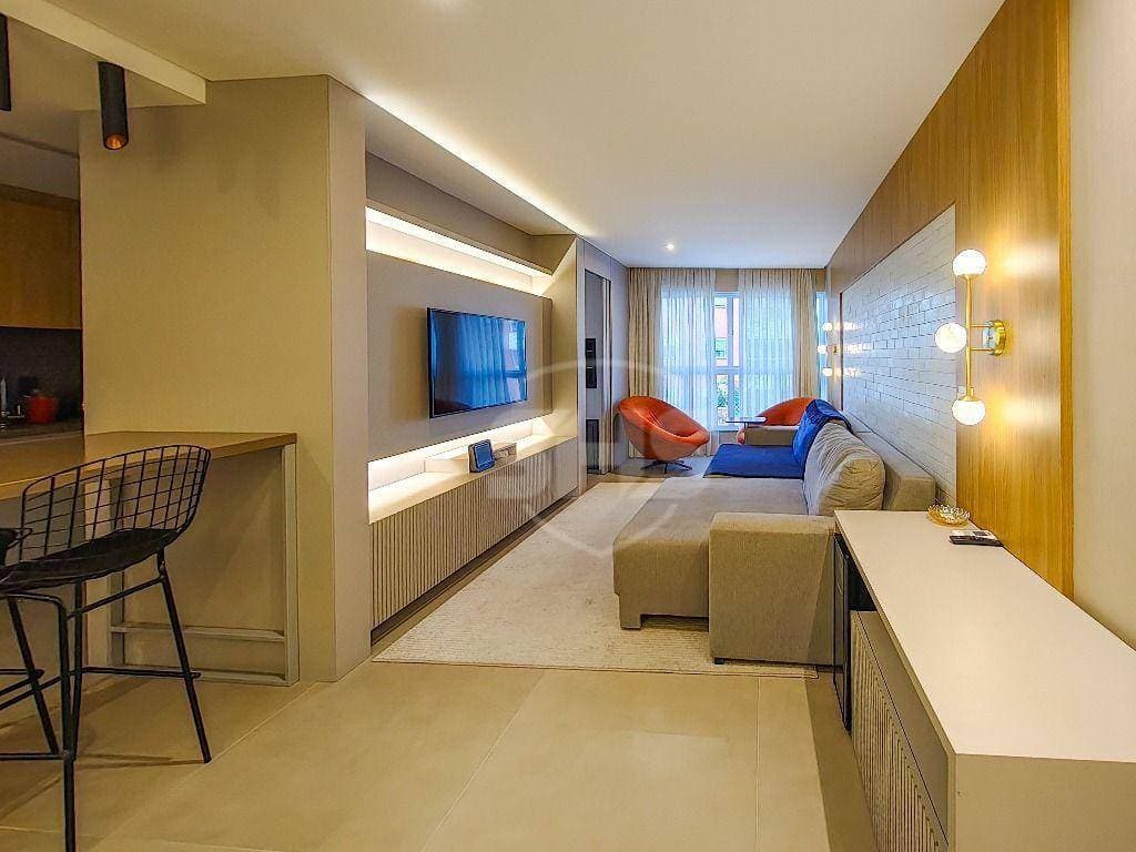 Apartamento com 3 dormitórios para alugar, 106 m por R$ 8.020,00/mês - Centro - Blumenau/SC - foto 1