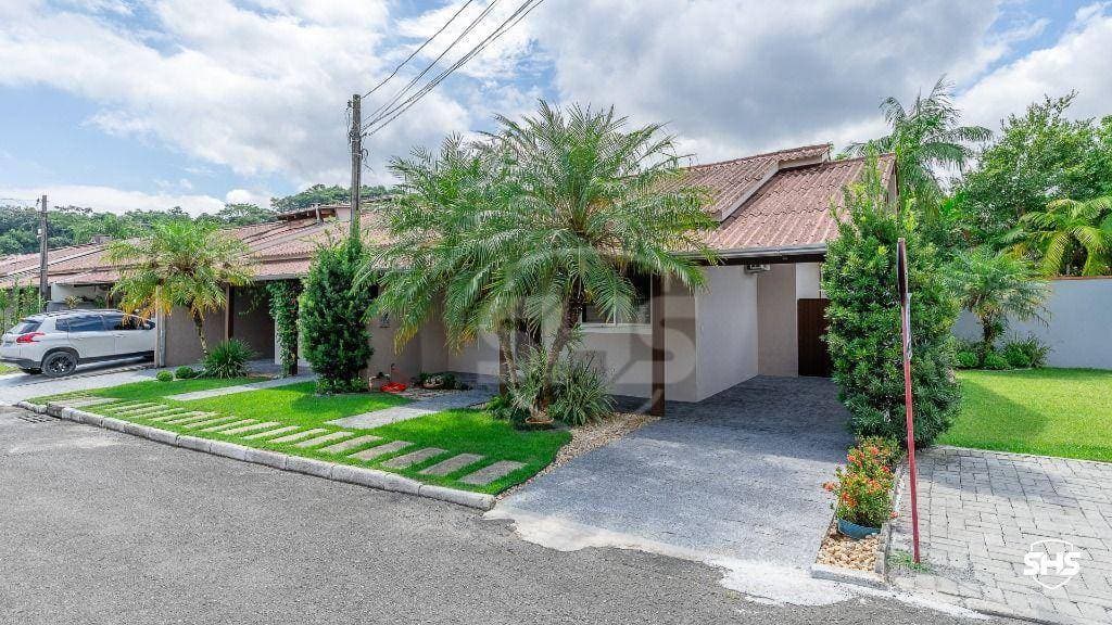 Casa com 3 dormitórios, 180 m - venda por R$ 730.000,00 ou aluguel por R$ 4.400,00/mês - Velha - Blumenau/SC
