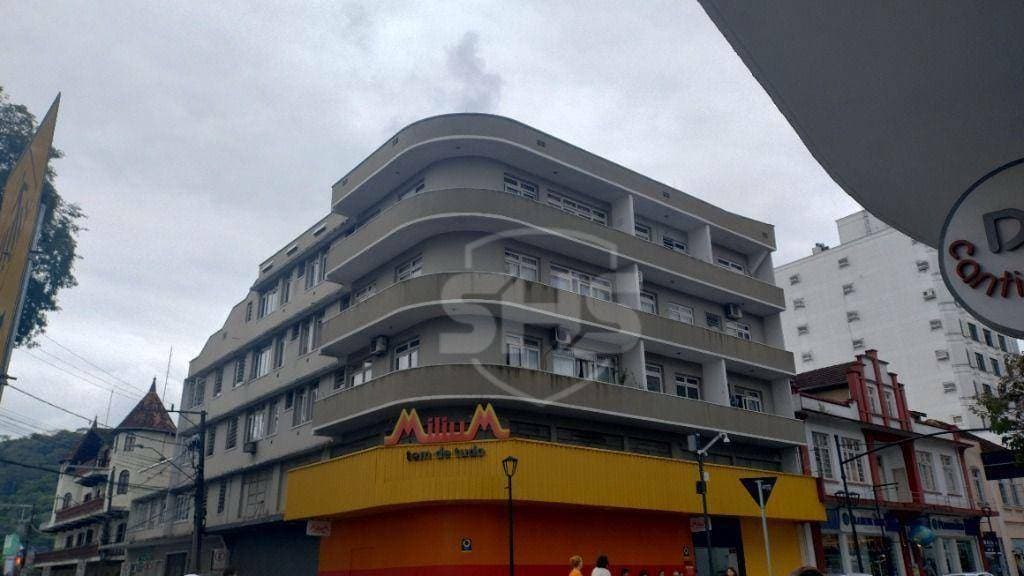 Apartamento com 1 dormitório para alugar, 45 m por R$ 1.735,00/mês - Centro (Blumenau) - Blumenau/SC